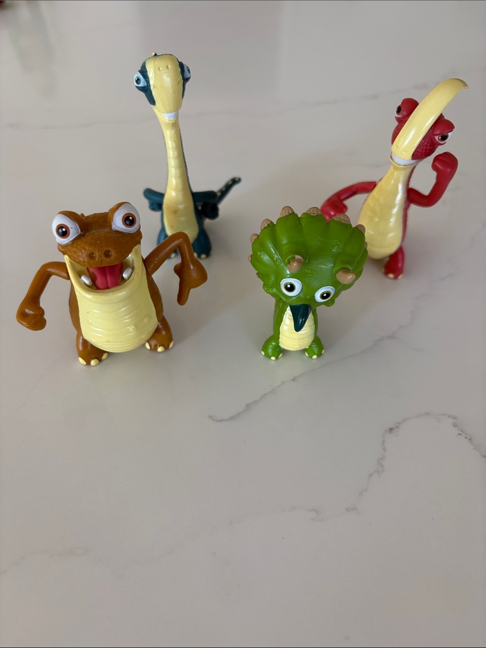 Jakks Pacific Gigantosaurus Figurine Set